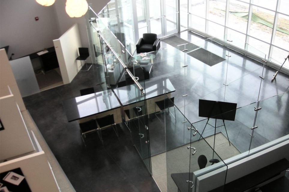 Freestanding Glass Wall Partition Gallery 5